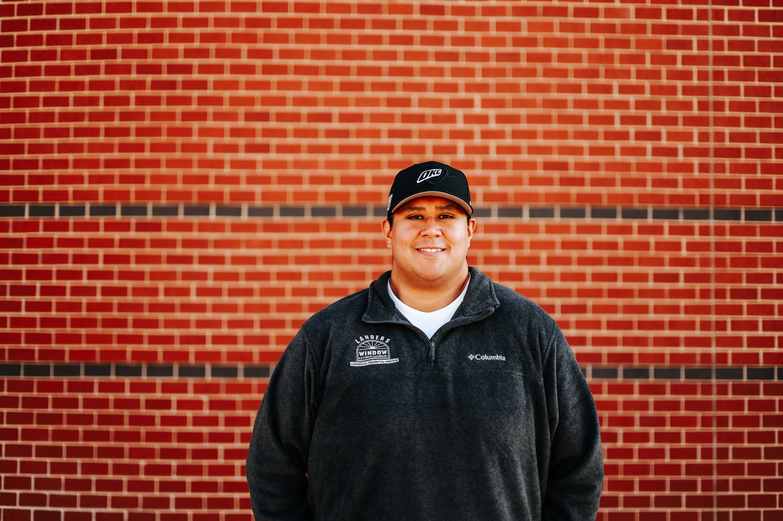 Brenton Davis, Lead Window Tech